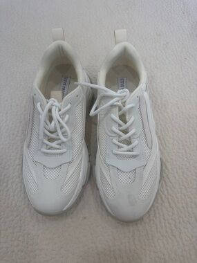 Steve Madden All-White Platform Runner Sneakers